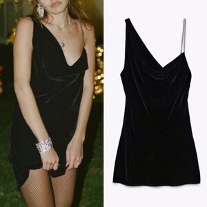 NEW ZARA Blogger Black Velvet Asymmetric Chain Velvet Dress